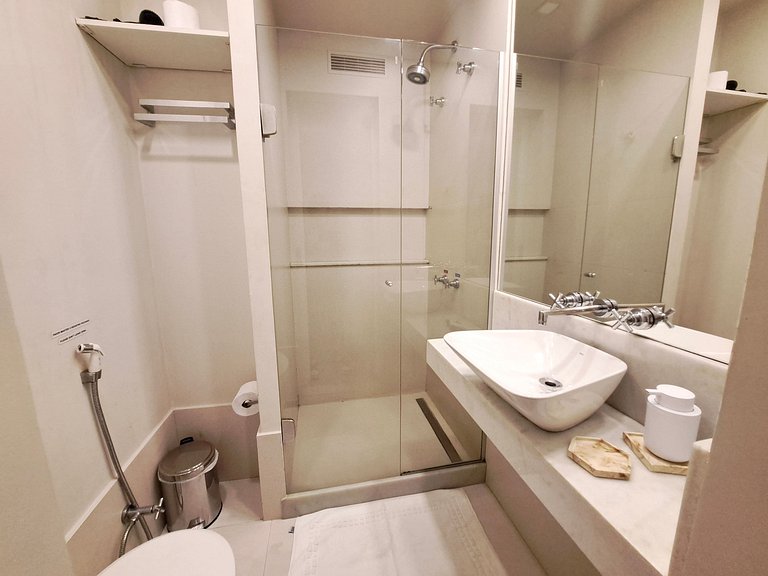 Charmoso apartamento em Ipanema - a 150m da praia