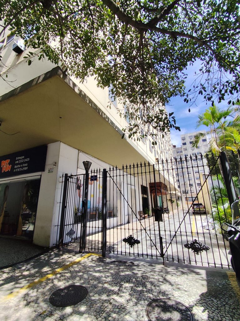 Entre Ipanema e Copacabana · 4-min da Praia · Wi-Fi, A/C & L