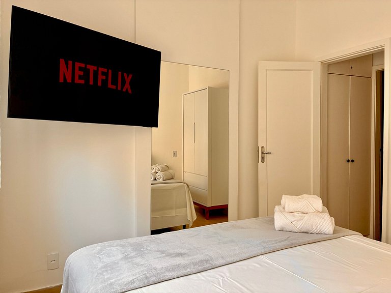 Moderno e Aconchegante – a 3 min a pé da Praia, Espaço para