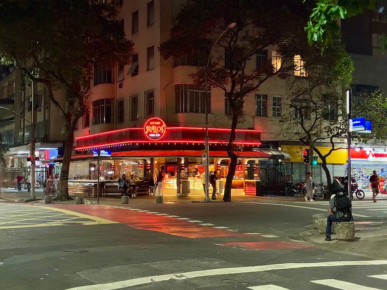 Moderno e Aconchegante – a 3 min a pé da Praia, Espaço para